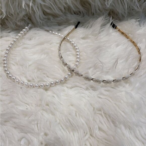Set of 2 pearl filigree design and pearl flower design headbands - Picture 1 of 1